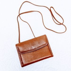 VINTAGE COACH | British Tan Crossbody Wallet
